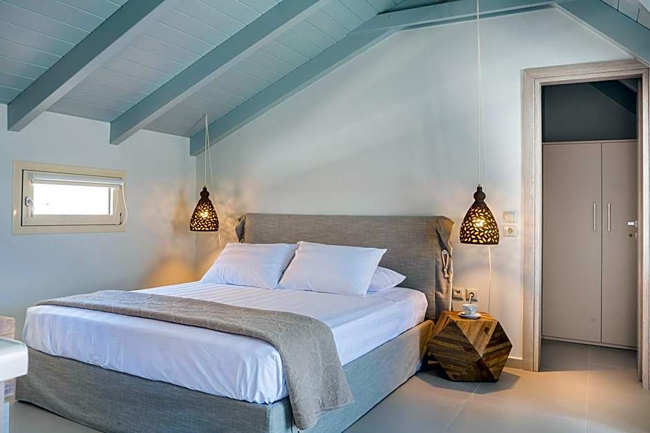 Argostoli Marina Suites