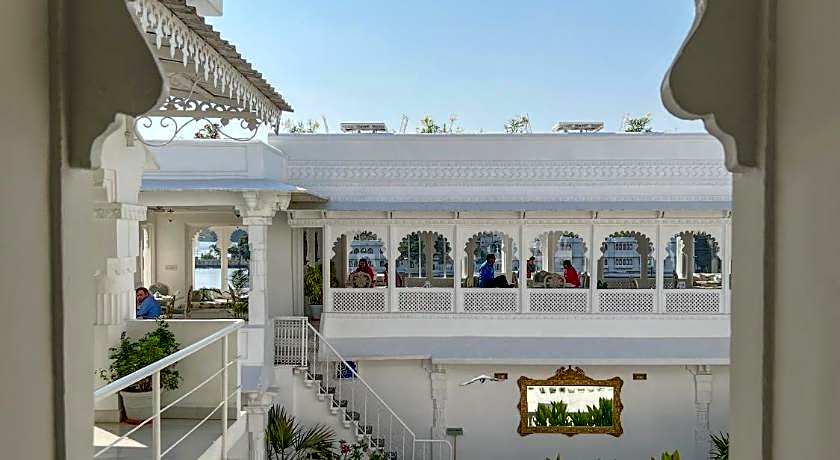 Jagat Niwas Palace Hotel