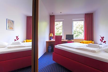 Single Room with Garden View