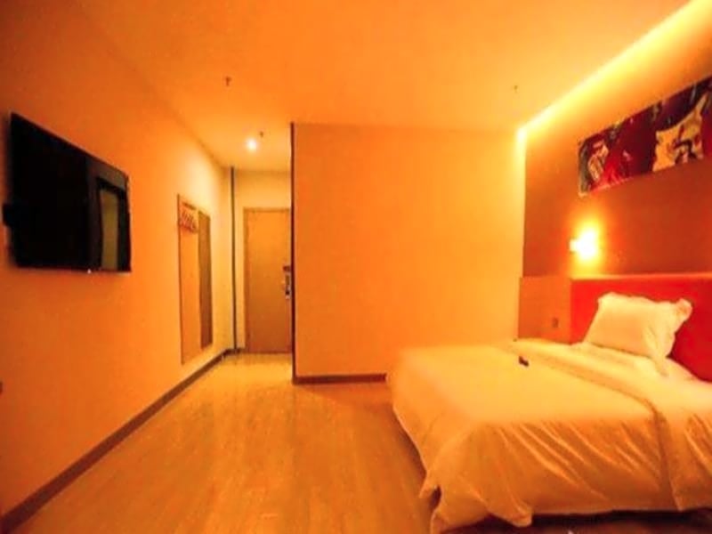 7 Days Premium Nanchang Xiejiacun Metro Station Mengshidai Plaza