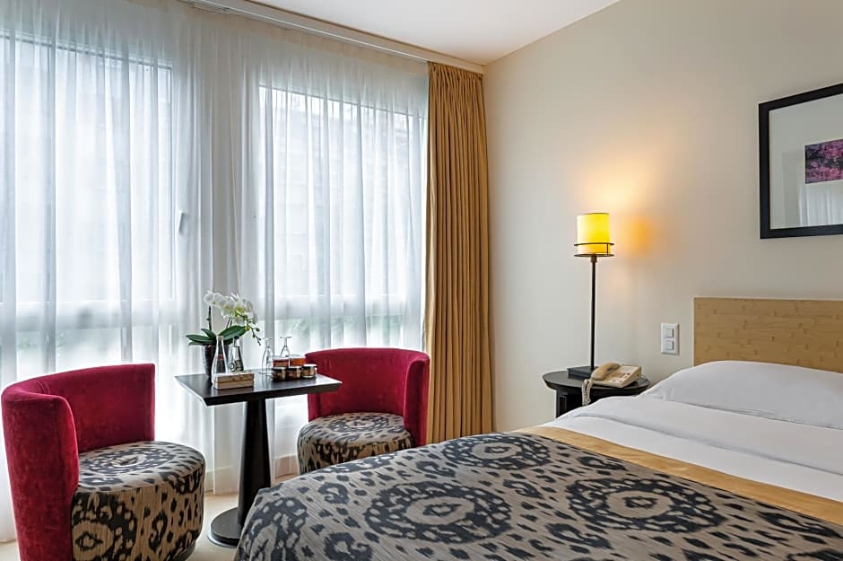 Hotel Jade Manotel