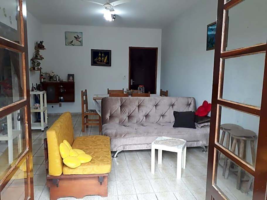 Apartamento, 5 minutos da praia