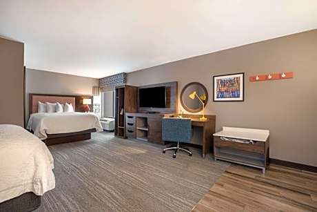 2 Queen Beds Nonsmoking