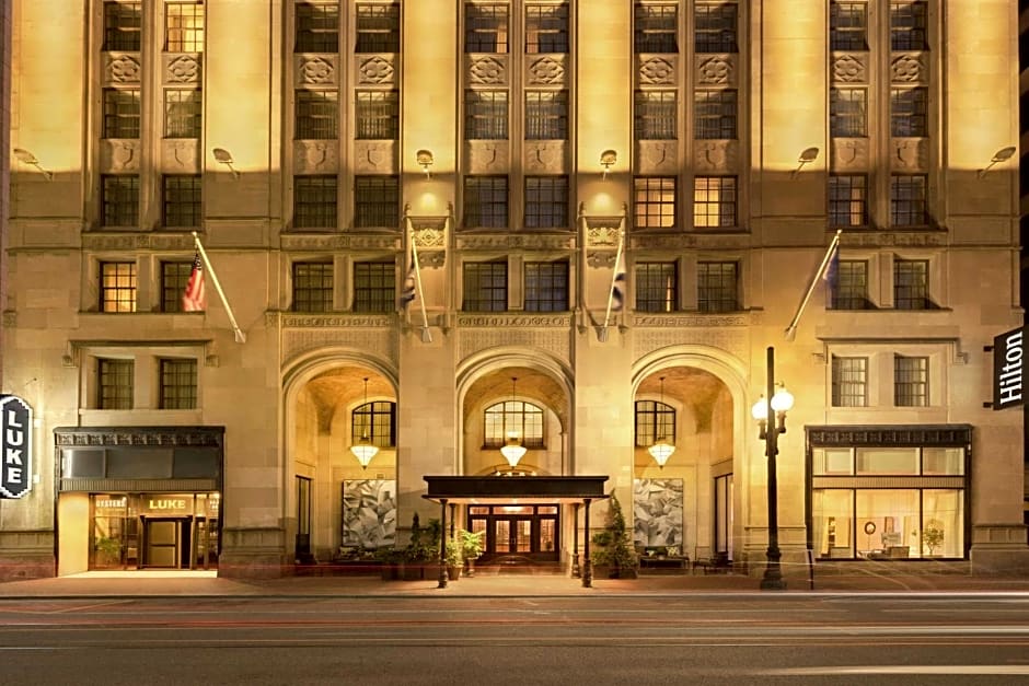 Hilton New Orleans/St. Charles Ave. French Quarter Area