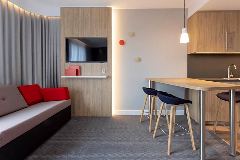 Holiday Inn Express And Suites Deventer By IHG