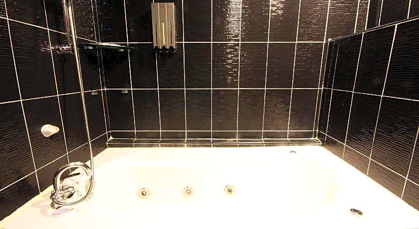 Busan Seomyeon Chowon Hotel