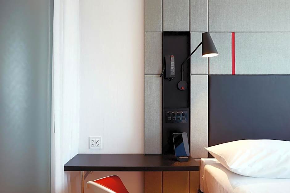 citizenM Seattle Pioneer Square