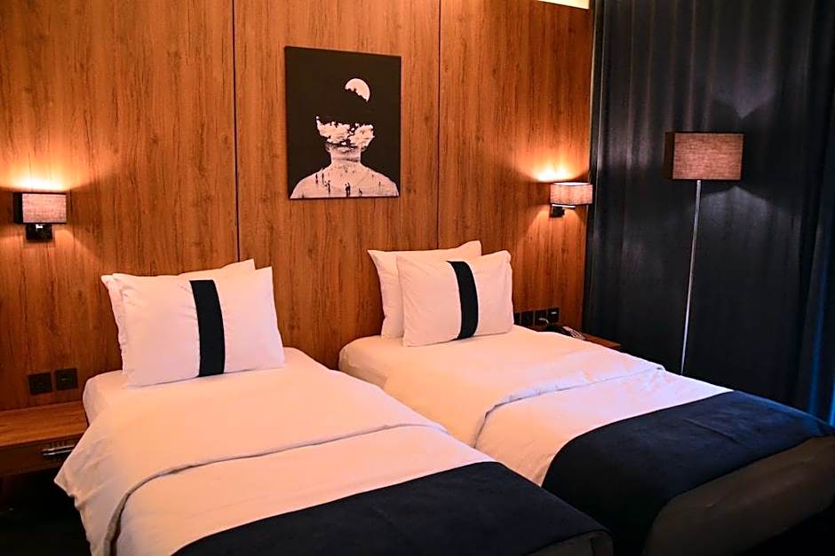 Monarch Hotel Amman