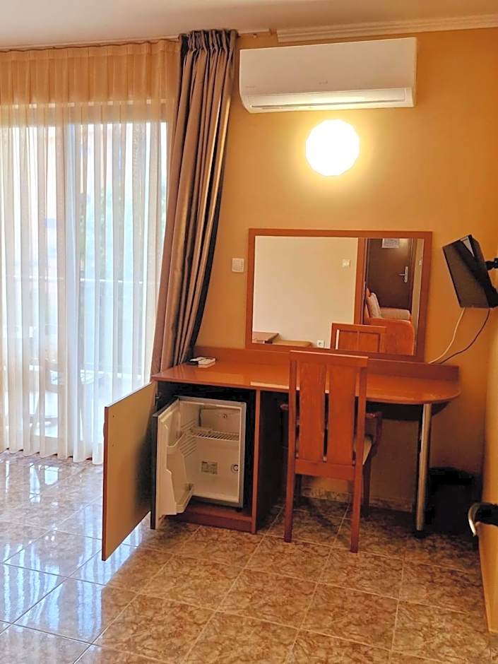 Къща за гости Карел