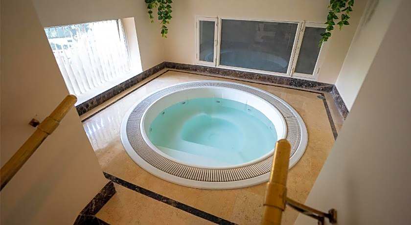 Radisson Hotel Jalandhar