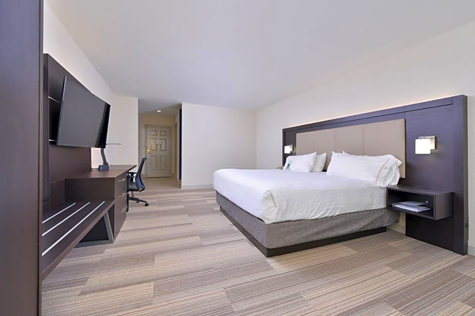 Holiday Inn Express Mystic By IHG