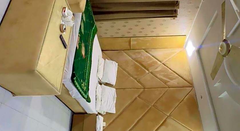 Hotel Sareena Residence