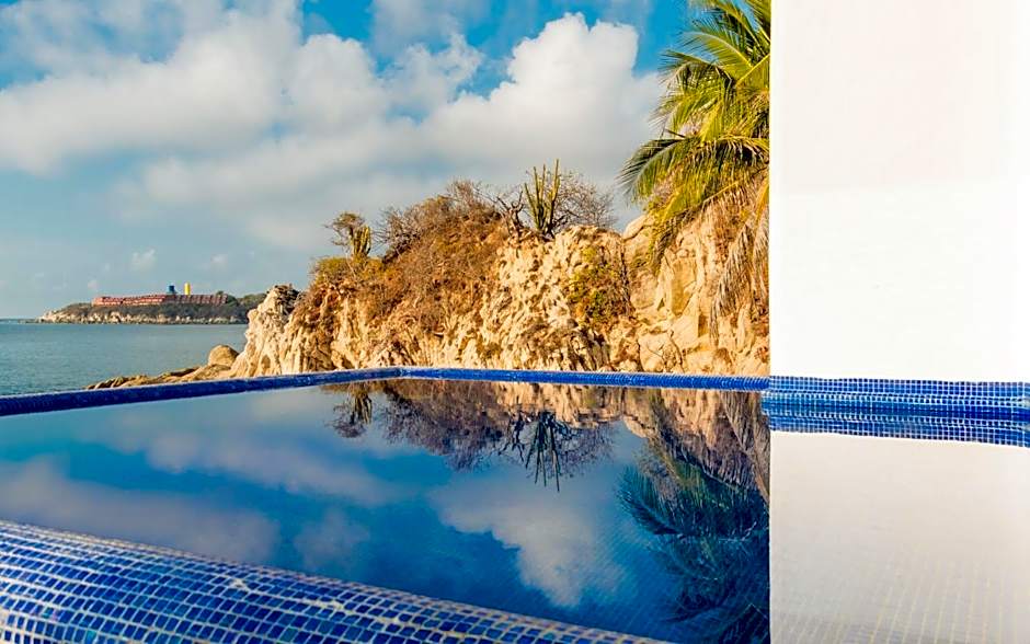 Camino Real Zaashila Huatulco