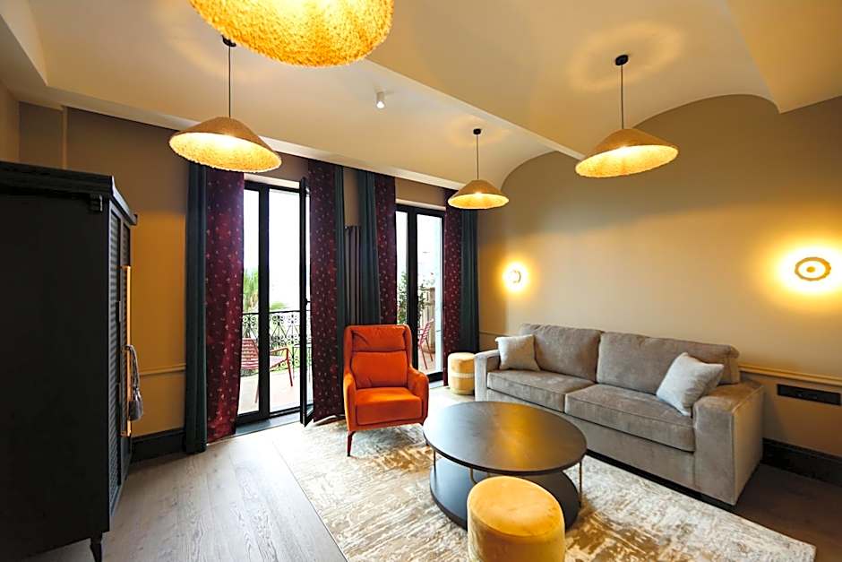 Retro Boutique Hotel