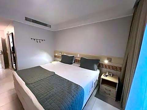 Studio à beira mar - Hotel Jurerê Beach Village