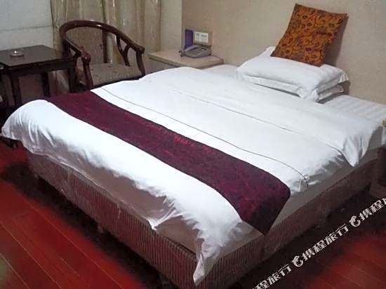 Jiutian Hotel (Baixin Plaza, Baiyun Railway Station, Guangzhou)