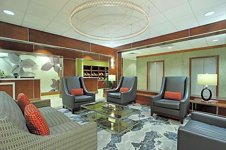 DoubleTree By Hilton Newark