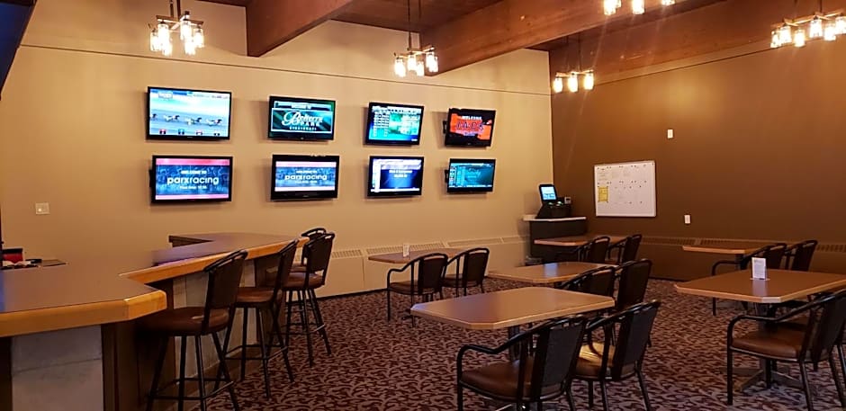 Super 8 by Wyndham Spruce Grove