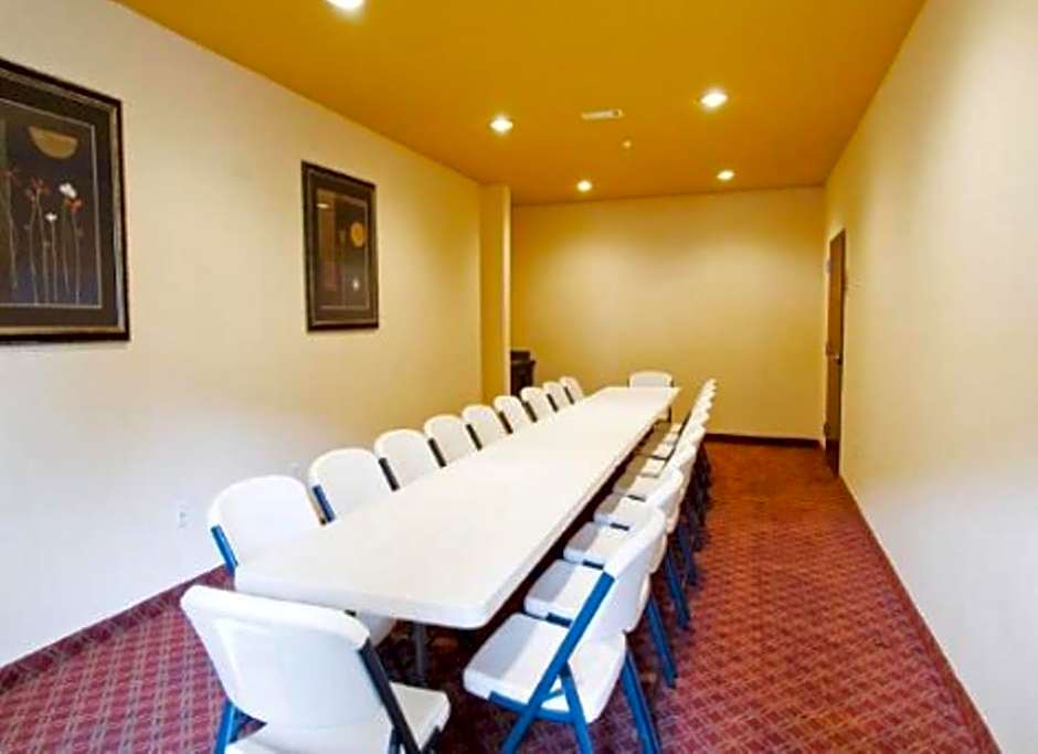 Garden Inn Hotel