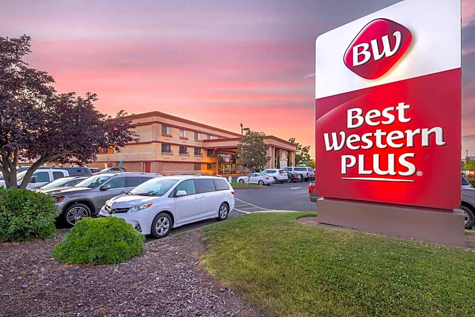 Best Western Plus Orchid Hotel & Suites