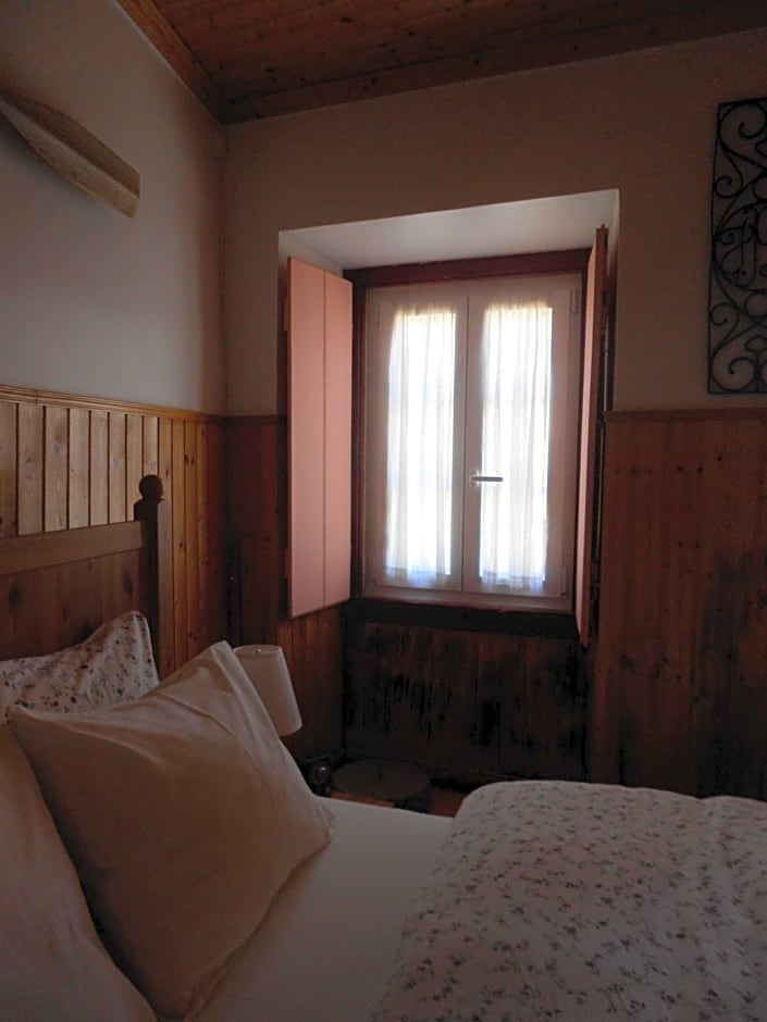 Sintra Small Hostel