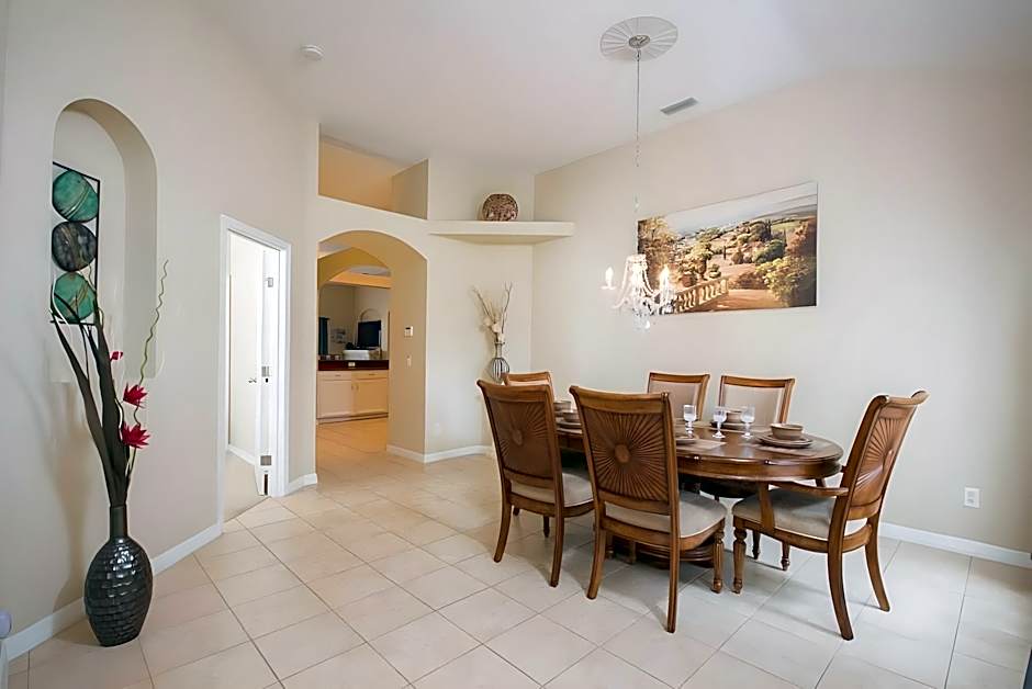Windsor Island Resort – Davenport, FL