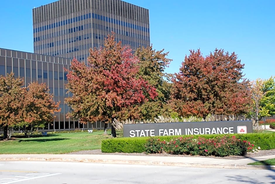 Holiday Inn Express Hotel & Suites Bloomington-Normal University Area, an IHG Hotel