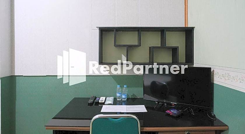 Pondok Hijau Syariah Mitra RedDoorz @ Citraland Surabaya