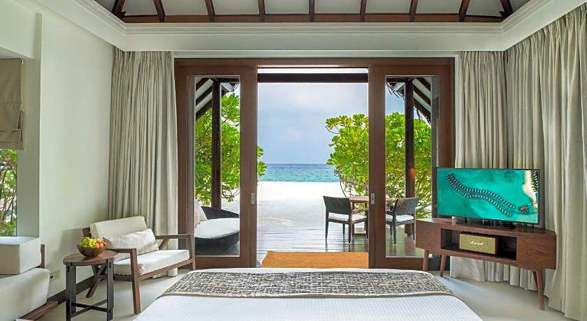 Heritance Aarah - Premium All Inclusive - 40 Minutes away from Male by Seaplane