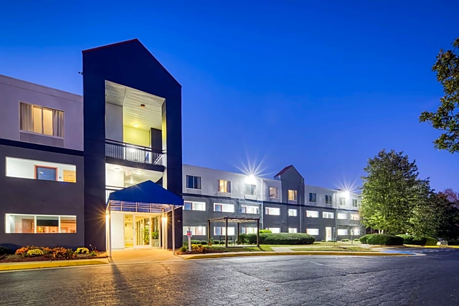 SureStay Plus Hotel by Best Western Durham Medical Center