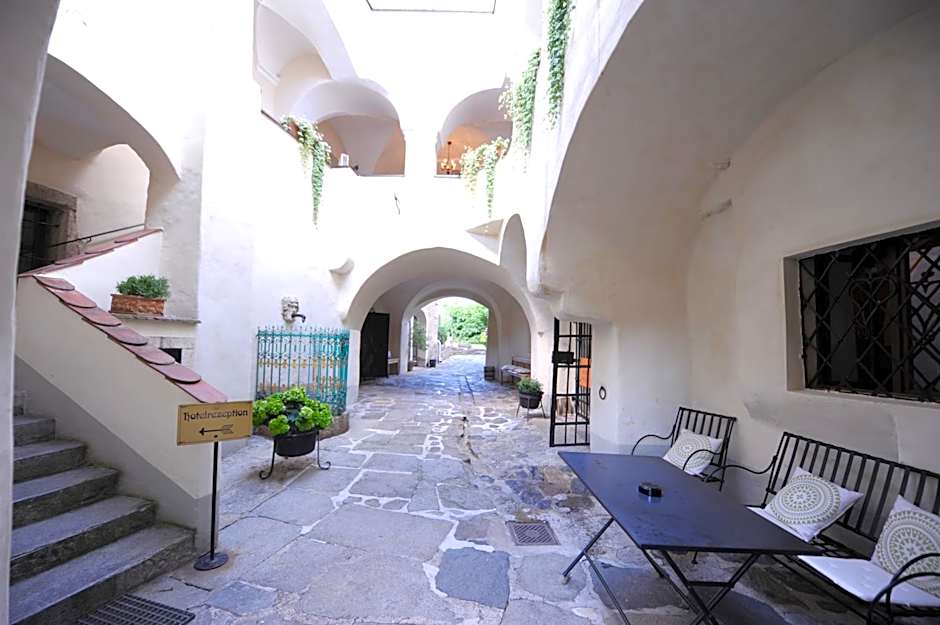 Renaissancehotel Raffelsberger Hof B&B