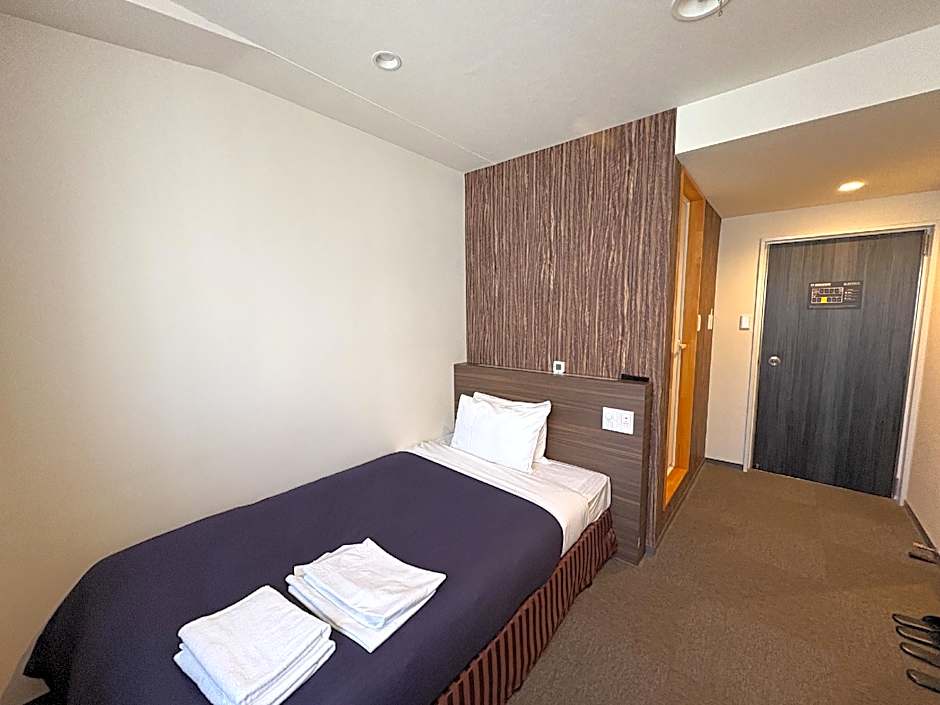 Hotel Livemax Budget Kagoshima Tenmonkan