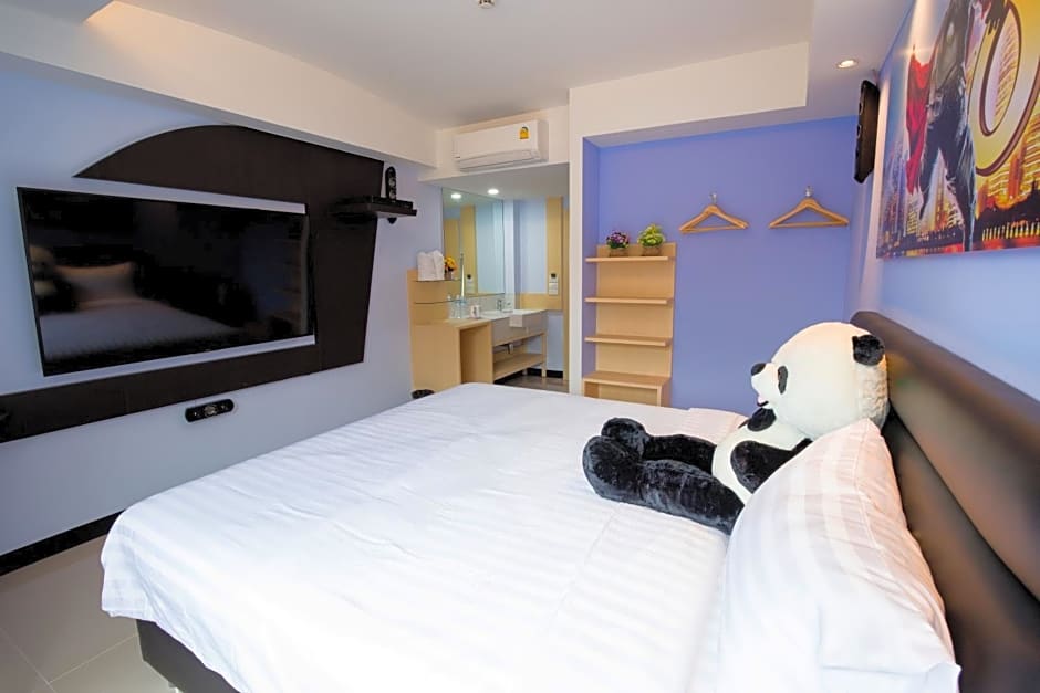 Lucky panda Hotel