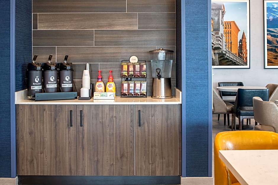 La Quinta Inn & Suites by Wyndham Spokane Downtown