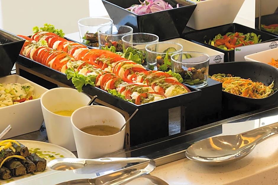 Cabana Blu Hotel & Suites