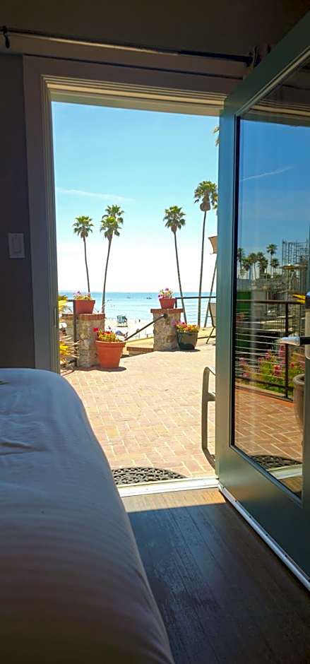 Casablanca Inn on The Beach