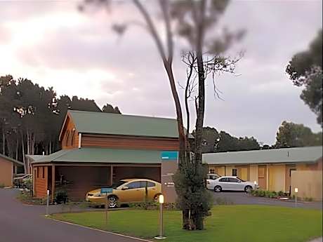 Motel Strahan