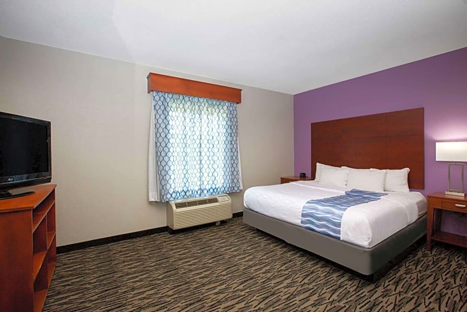 La Quinta Inn & Suites by Wyndham Tupelo