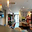Hotel Sixteen Paris Montrouge