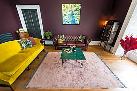 Tricky Woo Suite – One bedroom apartment