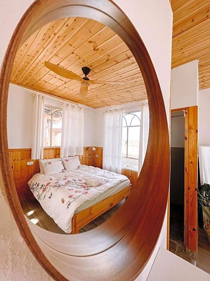 Tobiana Desert Lodging Negev