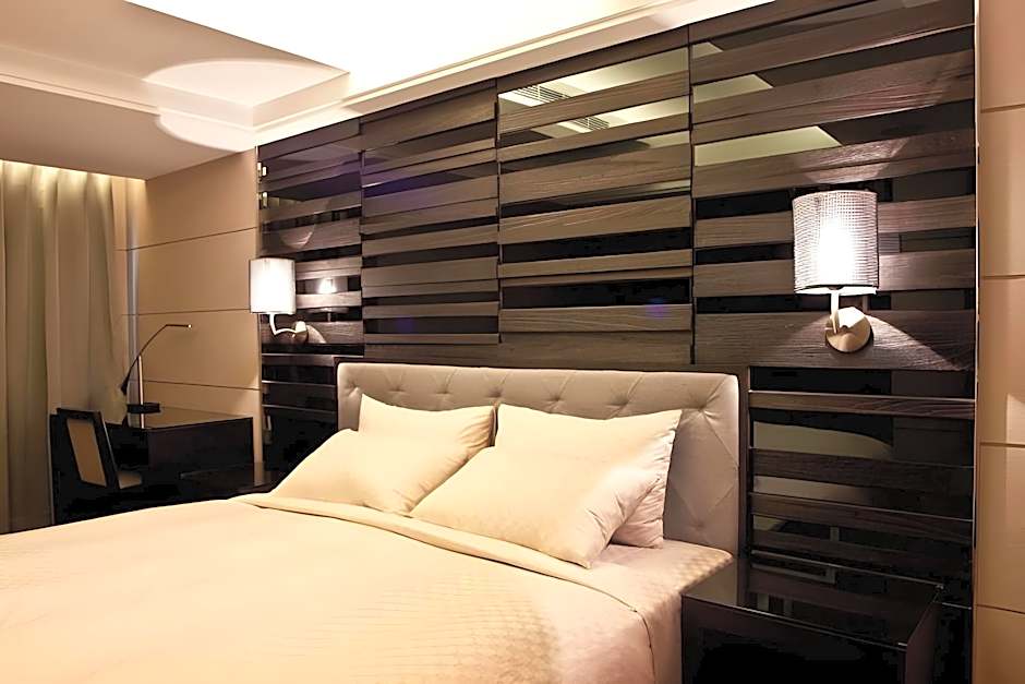 Royal Group Hotel Chun Shan Branch