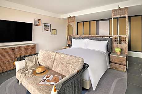 Two-Bedroom Chalet with Private Pool and Canyon View