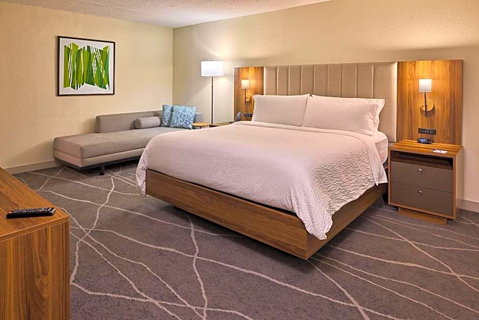 Holiday Inn Express & Suites Charleston Dwtn  West Edge By IHG
