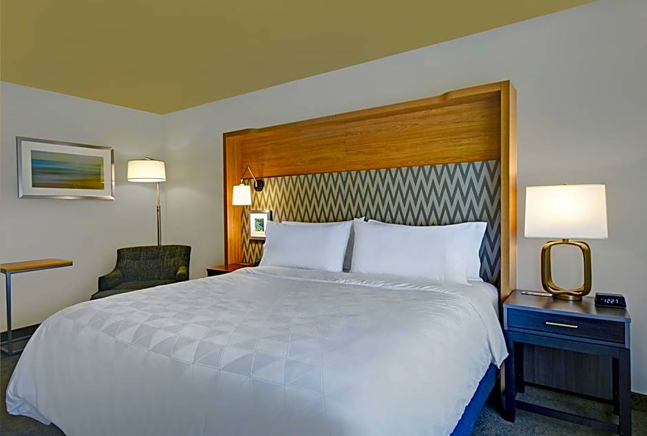Holiday Inn Grand Rapids North By IHG
