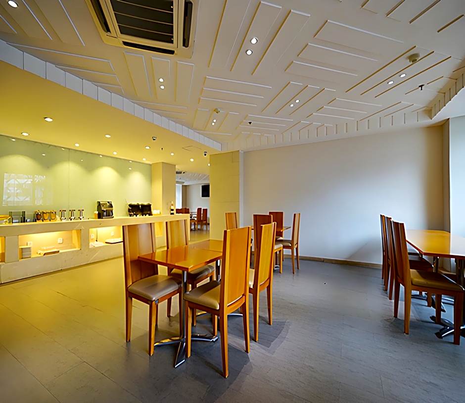 JI Hotel Harbin Central Street People's Square