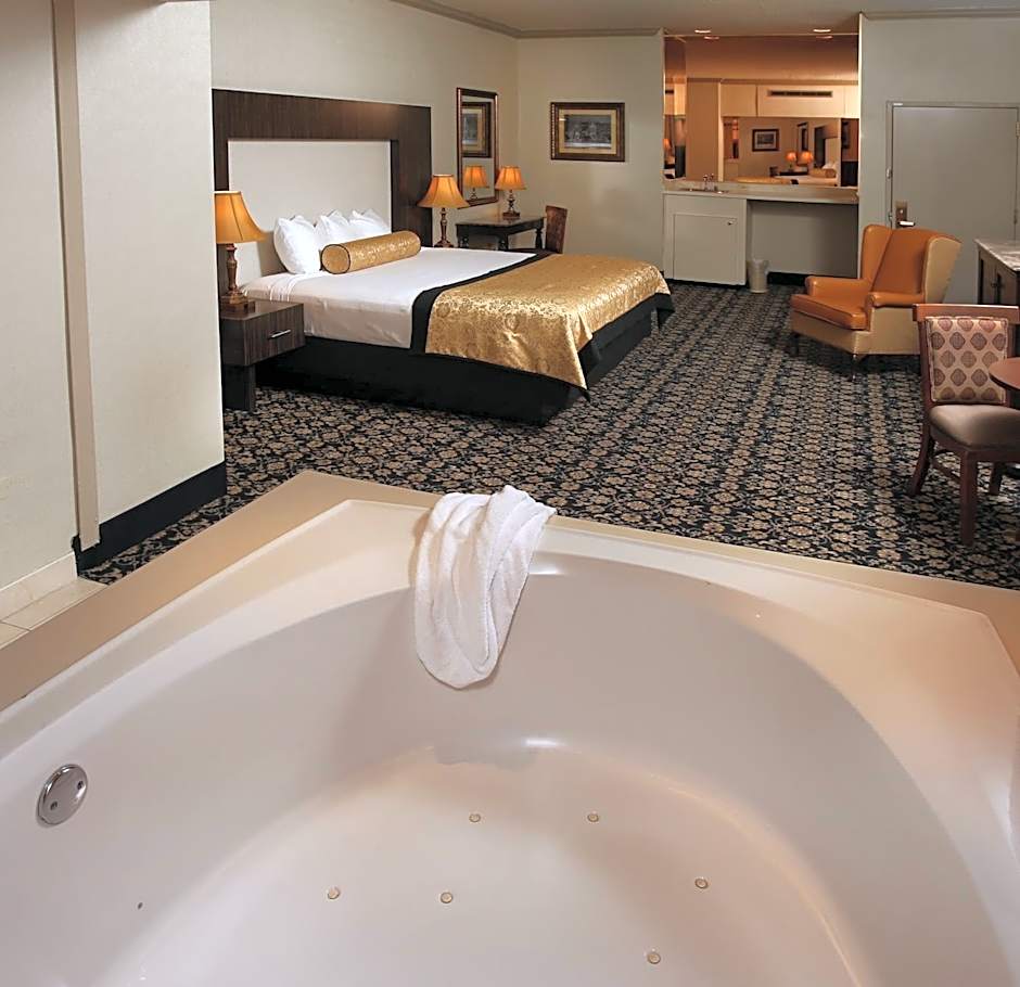 The Claridge Hotel
