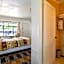 Lloyd's On The River Country Inn By OYO