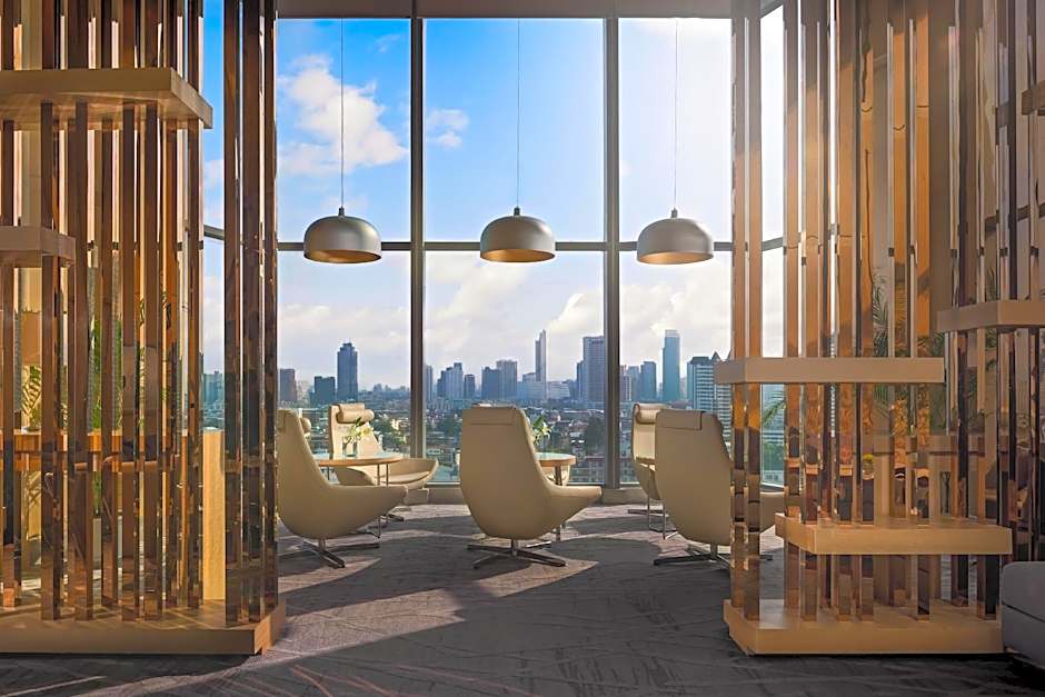 Avani Plus Riverside Bangkok Hotel