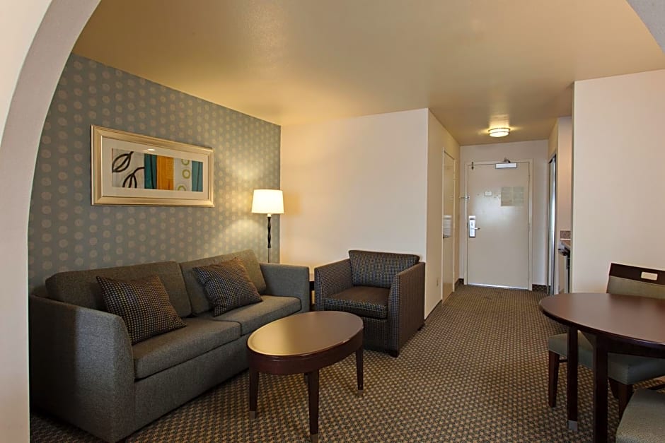 Holiday Inn Express Hotel & Suites Hermosa Beach